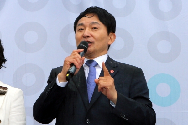 원희룡 제주도지사 후보(무소속)는 7일 선거사무소 개소식에서 