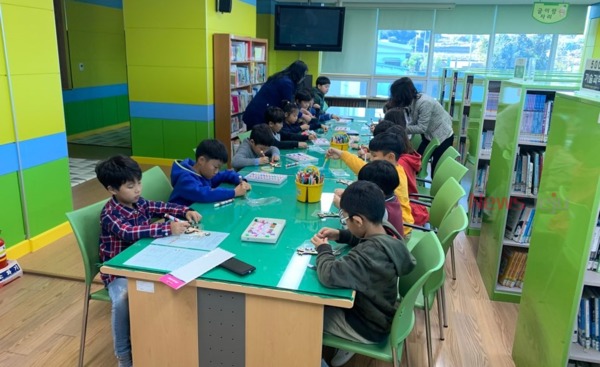 ▲ 한동초등학교에서 진행된 다문화가족 인식개선사업. ©Newsjeju