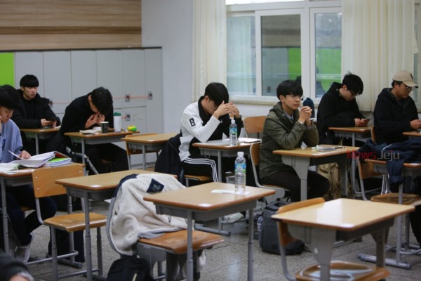 ▲ 2020학년도 대학수학능력시험 1교시 결시율이 8.25%로 나타났다. ©Newsjeju