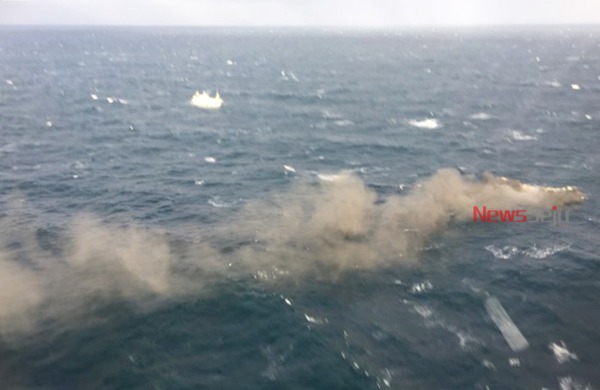 ▲ 출동한 해경 헬기에서 촬영된 대성호 모습 ©Newsjeju