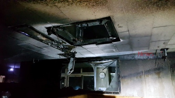 ▲ 18일 새벽 서귀포시 모 고등학교 교무실에서 화재가 발생했다 / 사진제공 - 서귀포소방서 ©Newsjeju