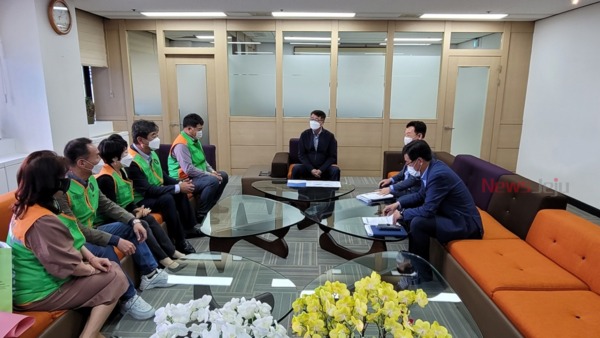 ▲ 서귀포시는 지난 3일 서귀포시지역자율방재단과 간담회를 개최했다. ©Newsjeju