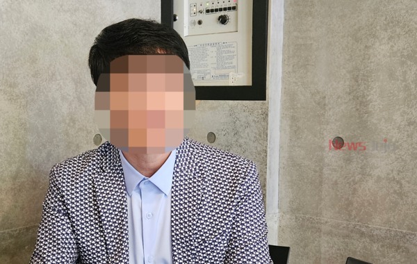 ▲ 약 2년간의 재판 끝에 '무죄'를 받은 김씨가 취재진의 인터뷰에 응해 소감을 밝혔다. ©Newsjeju