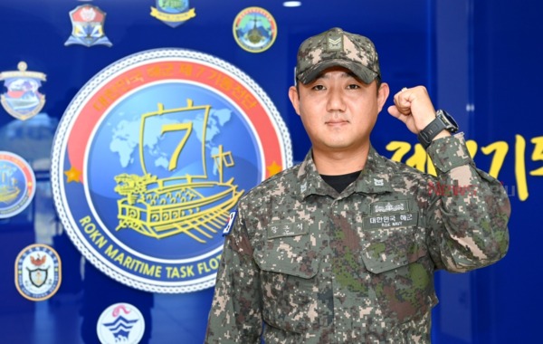 ▲ 해군 7기동전단 화생방지원대 소속 장근석 중사 ©Newsjeju
